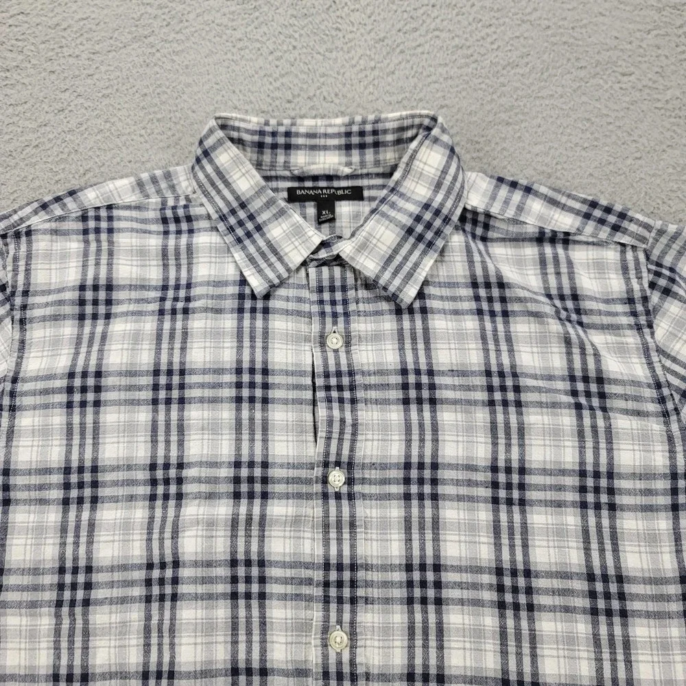 Banana Republic Shirt Mens XL White Blue Plaid Linen Button Up Long Sleeve‎